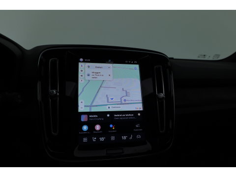 Volvo XC40 Recharge Ultimate 70 kWh | Pano-dak | 360 camera | Elek. stoelen | Stoel + stuurverwarming | H&K