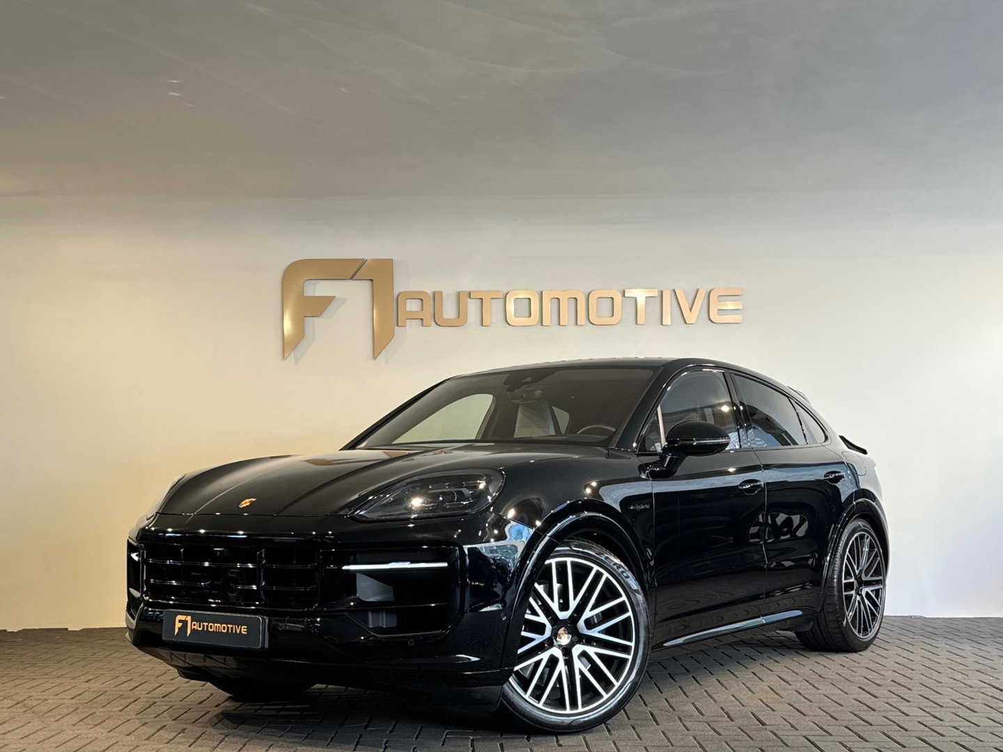 Porsche Cayenne Coupé 3.0 S E-Hybrid Pano|Sportdesign|HuD|