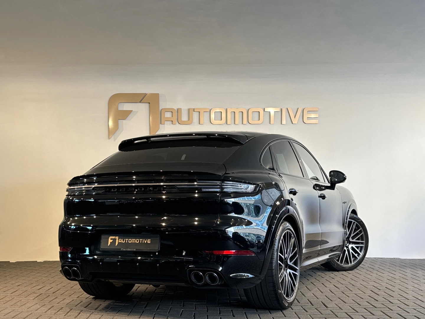 Porsche Cayenne Coupé 3.0 S E-Hybrid Pano|Sportdesign|HuD|