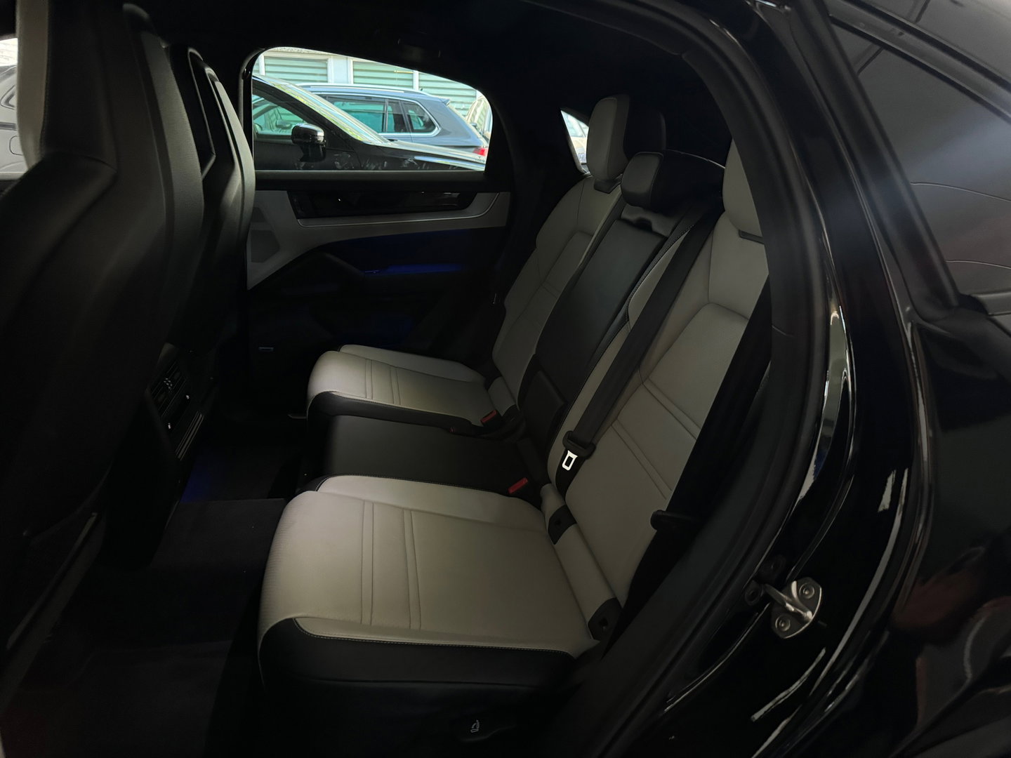 Porsche Cayenne Coupé 3.0 S E-Hybrid Pano|Sportdesign|HuD|