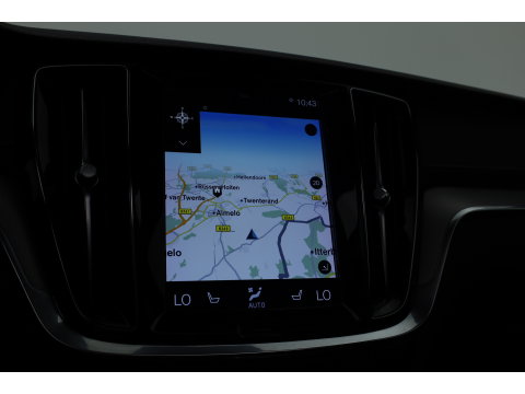 Volvo V60 2.0 T6 Recharge AWD R-Design | Pano | Camera | Pilot Assist | Memory Seats | Stoel- Stuurverw. | NAV+ CarPlay