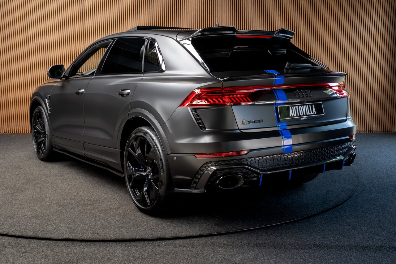 Audi RSQ8