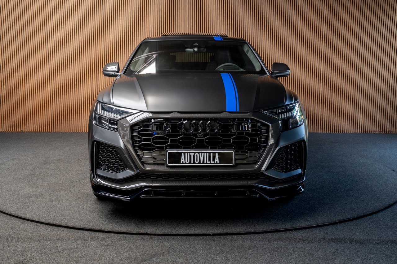 Audi RSQ8