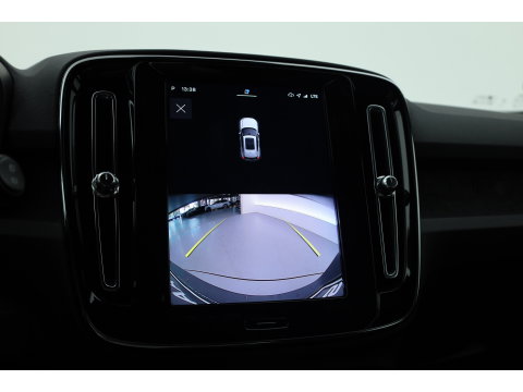 Volvo XC40 Single Motor Core 69 kWh | Camera | Cruise Ctrl. | Stoel- Stuurverw. | NAV+ CarPlay | All Seasons |