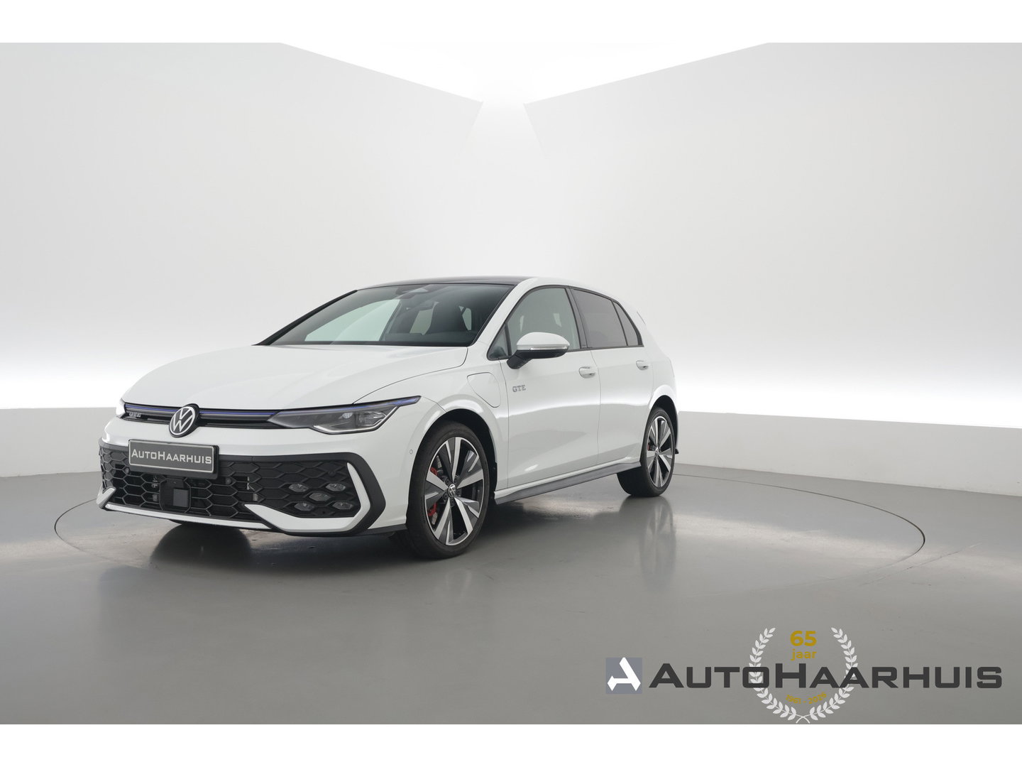 Volkswagen Golf 1.5 eHybrid GTE | 360cam | Adapt. Cruise | 18'' | IQ. Light | Stoel- Stuurverw. | Apple CarPlay