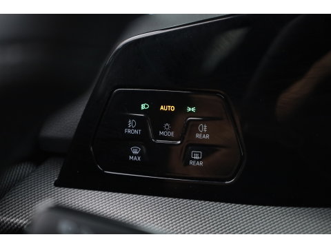 Volkswagen Golf 1.5 eHybrid GTE | 360cam | Adapt. Cruise | 18'' | IQ. Light | Stoel- Stuurverw. | Apple CarPlay