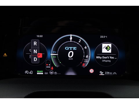 Volkswagen Golf 1.5 eHybrid GTE | 360cam | Adapt. Cruise | 18'' | IQ. Light | Stoel- Stuurverw. | Apple CarPlay