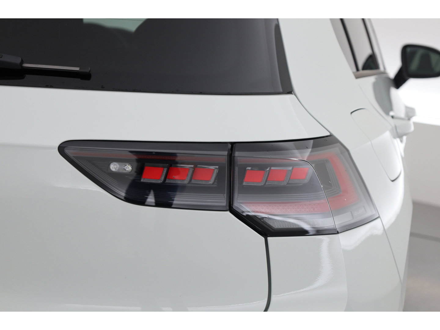 Volkswagen Golf 1.5 eHybrid GTE | 360cam | Adapt. Cruise | 18'' | IQ. Light | Stoel- Stuurverw. | Apple CarPlay