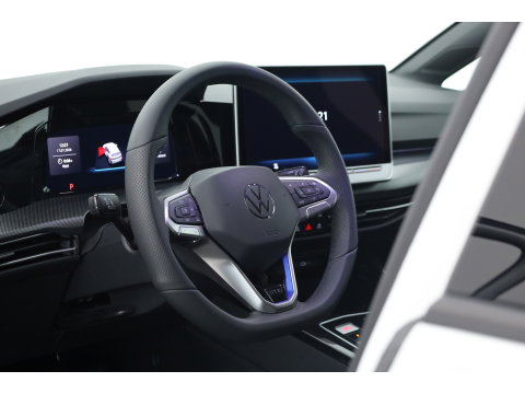 Volkswagen Golf 1.5 eHybrid GTE | 360cam | Adapt. Cruise | 18'' | IQ. Light | Stoel- Stuurverw. | Apple CarPlay