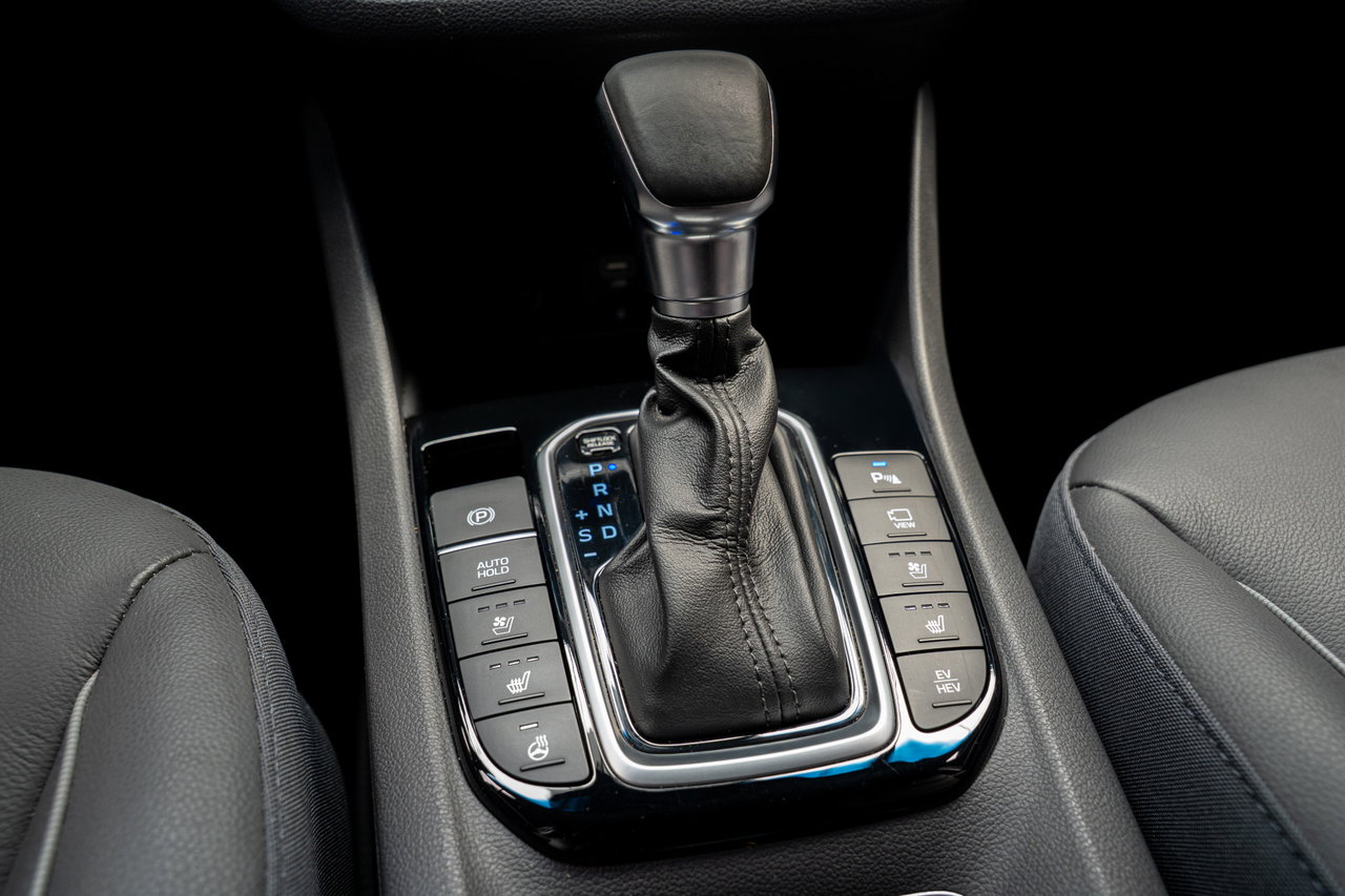 Hyundai IONIQ