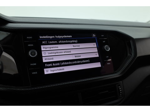Volkswagen T-Cross 1.0 TSI R-Line | Dig. Cockpit | Trekhaak | Adapt. Cruise | Apple CarPlay | Stoelverw. | Navi | PDC V+A