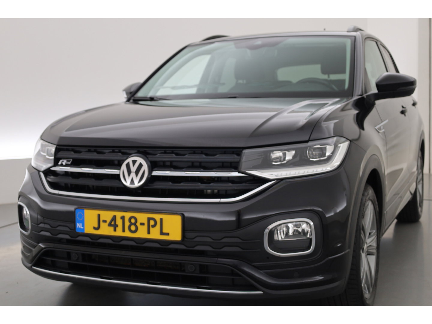 Volkswagen T-Cross 1.0 TSI R-Line | Dig. Cockpit | Trekhaak | Adapt. Cruise | Apple CarPlay | Stoelverw. | Navi | PDC V+A
