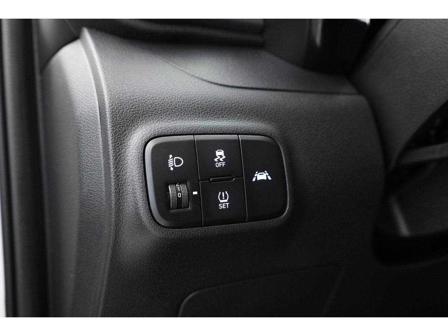 Hyundai i10 1.0 Comfort | RIJKLAAR!! | Cruise Control | Lane Assist | Airco | Apple CarPlay & Android Auto | DAB