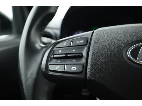 Hyundai i10 1.0 Comfort | RIJKLAAR!! | Cruise Control | Lane Assist | Airco | Apple CarPlay & Android Auto | DAB