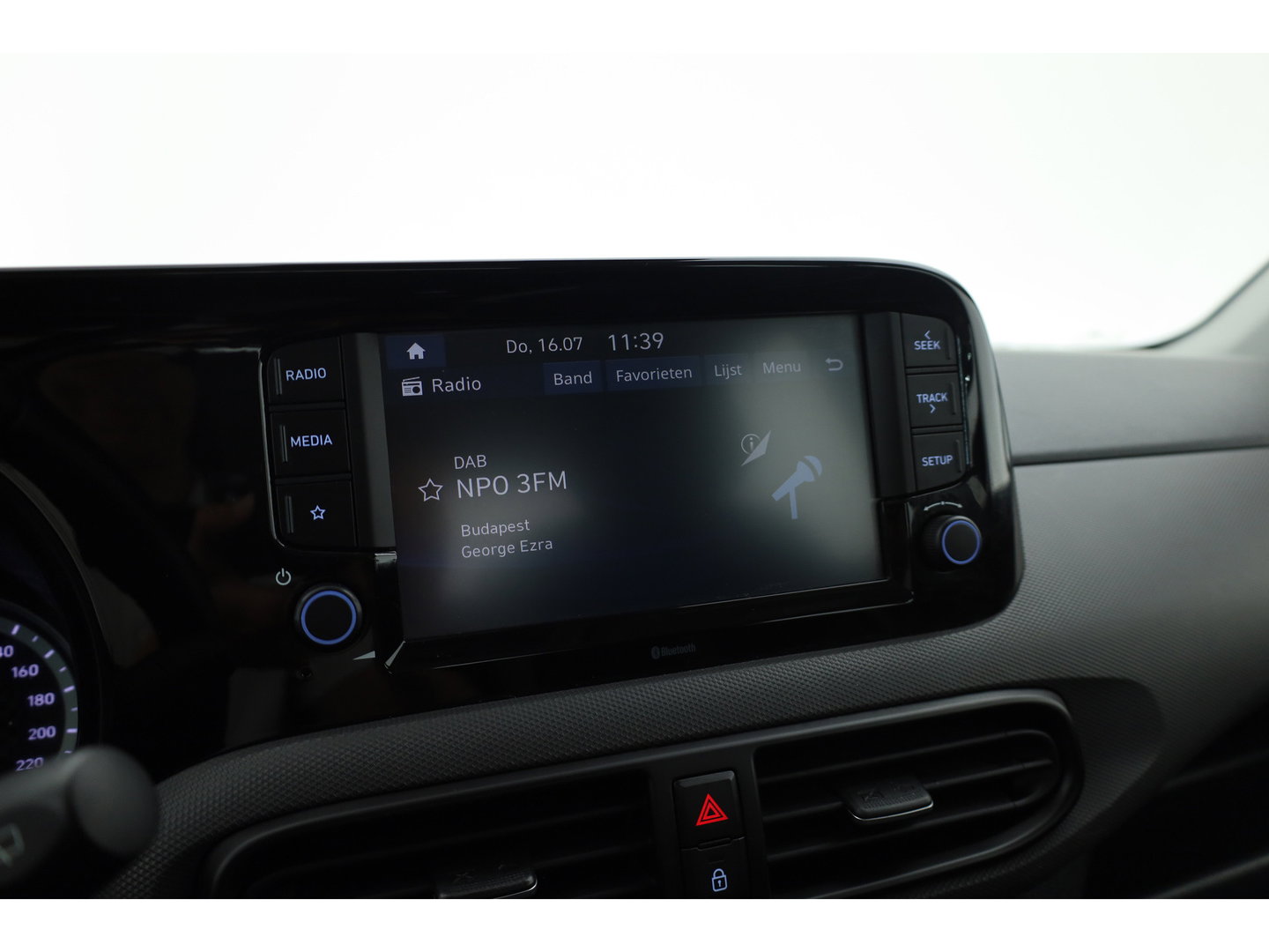 Hyundai i10 1.0 Comfort | RIJKLAAR!! | Cruise Control | Lane Assist | Airco | Apple CarPlay & Android Auto | DAB