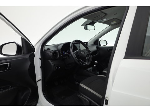 Hyundai i10 1.0 Comfort | RIJKLAAR!! | Cruise Control | Lane Assist | Airco | Apple CarPlay & Android Auto | DAB