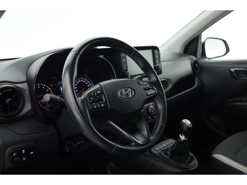 Hyundai i10 1.0 Comfort | RIJKLAAR!! | Cruise Control | Lane Assist | Airco | Apple CarPlay & Android Auto | DAB