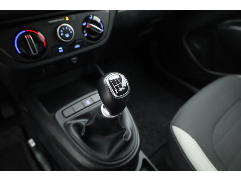 Hyundai i10 1.0 Comfort | RIJKLAAR!! | Cruise Control | Lane Assist | Airco | Apple CarPlay & Android Auto | DAB