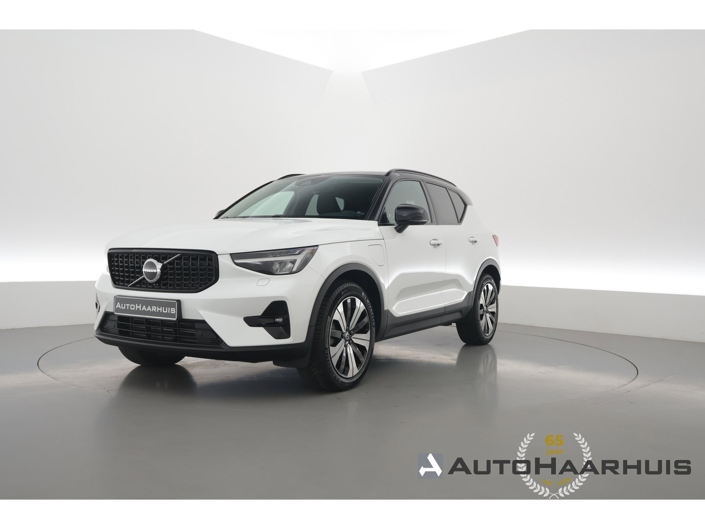 Volvo XC40 1.5 T5 Plug-in hybrid Plus Dark | Dig. Cockpit | Adapt. Cruise | Leder | Camera | Keyless | Stoel- Stuurverw. | Memory