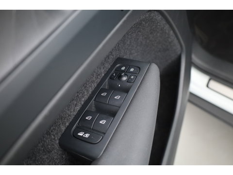 Volvo XC40 1.5 T5 Plug-in hybrid Plus Dark | Dig. Cockpit | Adapt. Cruise | Leder | Camera | Keyless | Stoel- Stuurverw. | Memory