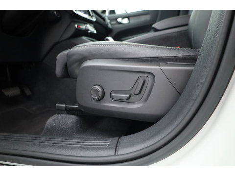 Volvo XC40 1.5 T5 Plug-in hybrid Plus Dark | Dig. Cockpit | Adapt. Cruise | Leder | Camera | Keyless | Stoel- Stuurverw. | Memory