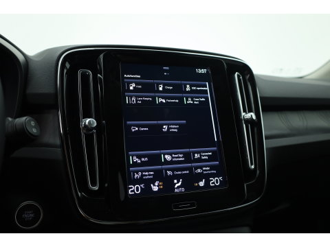 Volvo XC40 1.5 T5 Plug-in hybrid Plus Dark | Dig. Cockpit | Adapt. Cruise | Leder | Camera | Keyless | Stoel- Stuurverw. | Memory
