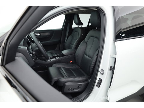 Volvo XC40 1.5 T5 Plug-in hybrid Plus Dark | Dig. Cockpit | Adapt. Cruise | Leder | Camera | Keyless | Stoel- Stuurverw. | Memory