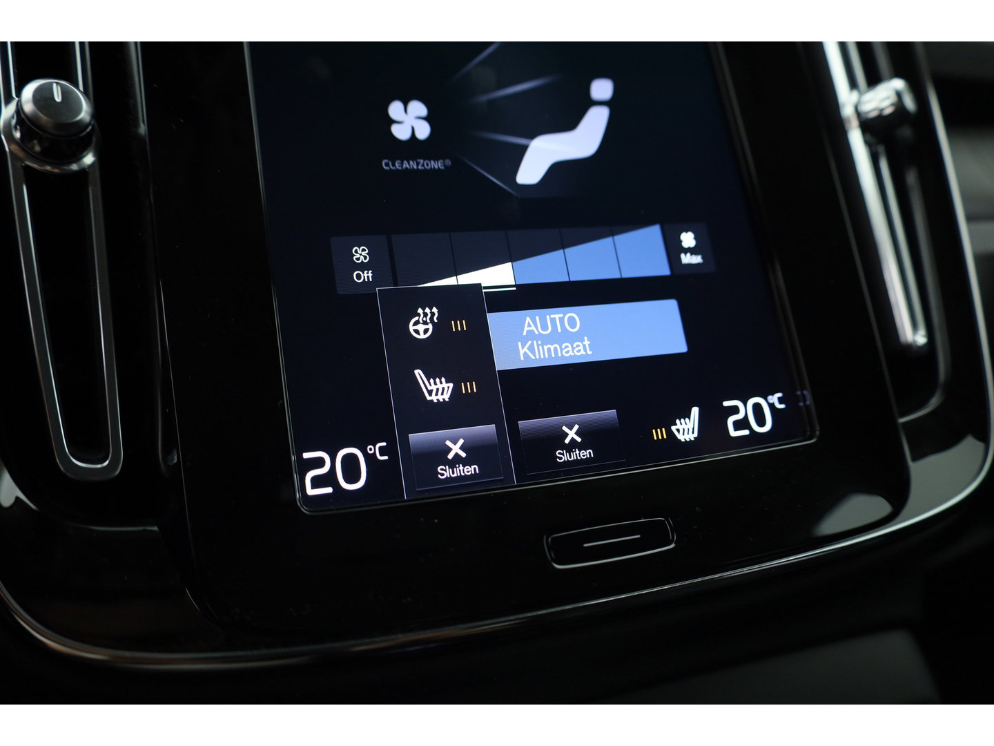 Volvo XC40 1.5 T5 Plug-in hybrid Plus Dark | Dig. Cockpit | Adapt. Cruise | Leder | Camera | Keyless | Stoel- Stuurverw. | Memory