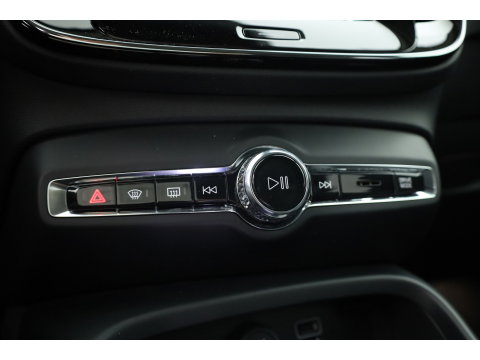Volvo XC40 1.5 T5 Plug-in hybrid Plus Dark | Dig. Cockpit | Adapt. Cruise | Leder | Camera | Keyless | Stoel- Stuurverw. | Memory