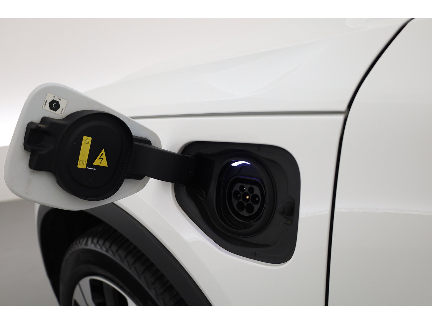 Volvo XC40 1.5 T5 Plug-in hybrid Plus Dark | Dig. Cockpit | Adapt. Cruise | Leder | Camera | Keyless | Stoel- Stuurverw. | Memory