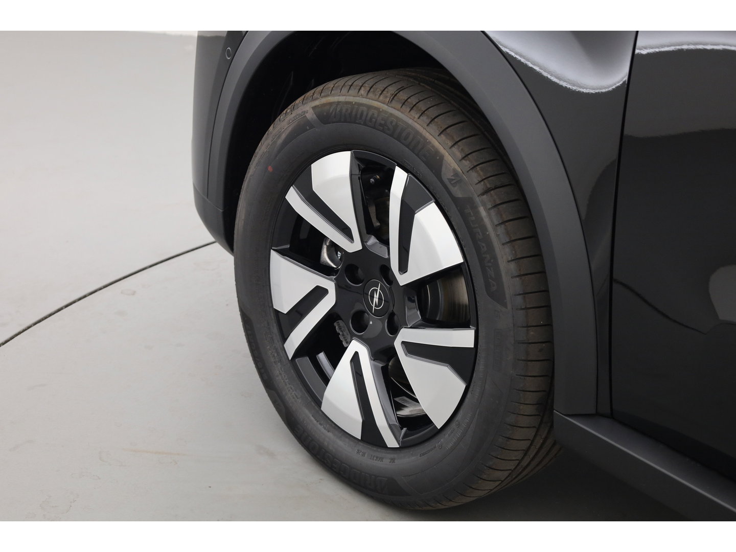Opel Frontera 1.2 Turbo Hybrid GS 7p. | Camera | Stoel- Stuurverw. | NAV + CarPlay | Cruise Ctrl. | LED | Clima