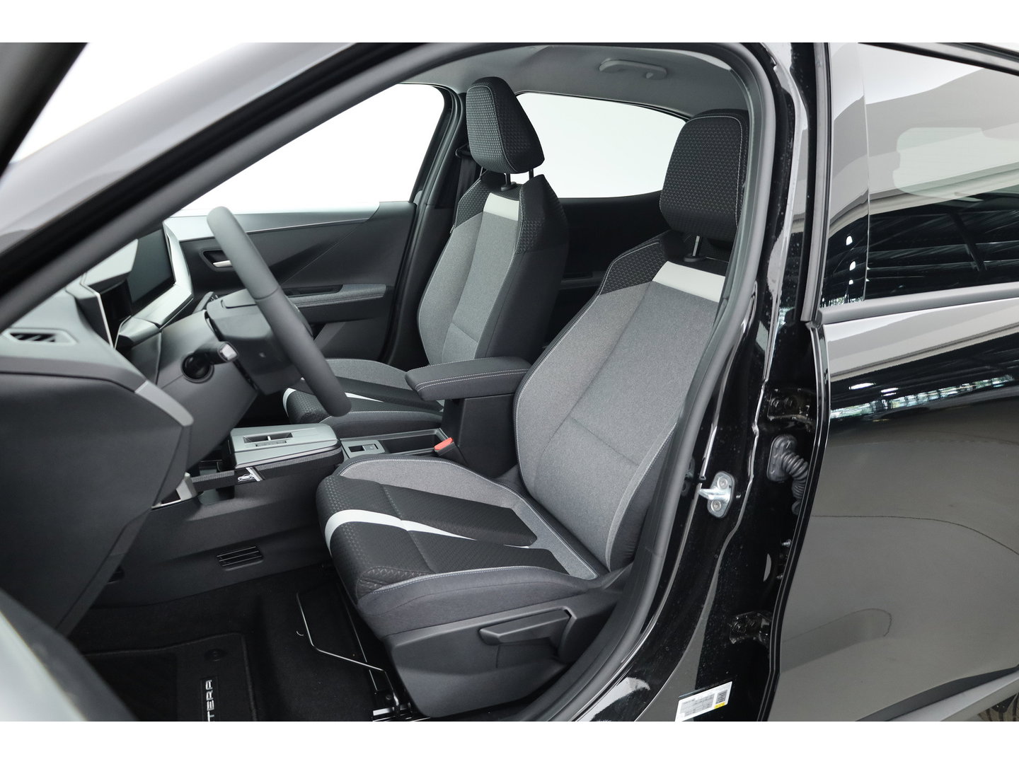 Opel Frontera 1.2 Turbo Hybrid GS 7p. | Camera | Stoel- Stuurverw. | NAV + CarPlay | Cruise Ctrl. | LED | Clima