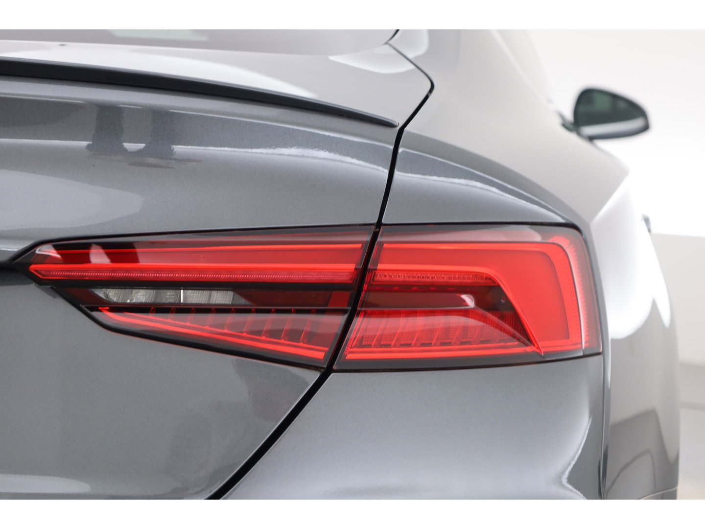 Audi S5 Sportback 3.0 TFSI S5 quattro 355pk | Apple CarPlay | Kleppensysteem | Stoelverw. | Adapt. Cruise | PDC V+A | 20'' | Navi |