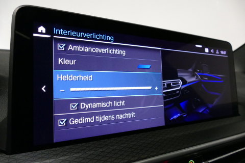 BMW X3 xDrive30e M Sport / Maxton Design Bodykit V.2 / Panoramadak / Elektr. verstelbare voorstoelen + memory / Ambienteverlichting / HUD / Stoelverwarming V + A / Apple Carplay - Android Auto / Rondomzichtcamera / 21'' LMV / Stuurwielverwarming / Cruise Control