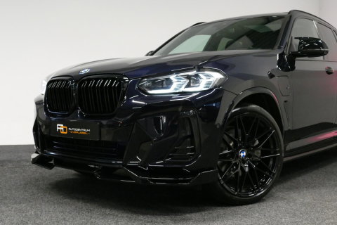 BMW X3 xDrive30e M Sport / Maxton Design Bodykit V.2 / Panoramadak / Elektr. verstelbare voorstoelen + memory / Ambienteverlichting / HUD / Stoelverwarming V + A / Apple Carplay - Android Auto / Rondomzichtcamera / 21'' LMV / Stuurwielverwarming / Cruise Control