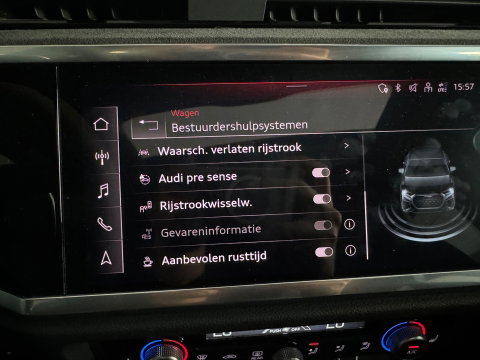 Audi RSQ3 Sportback 2.5 TFSI Pano|Sonos|Alcantara|Sfeer|Camera