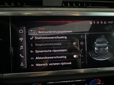 Audi RSQ3 Sportback 2.5 TFSI Pano|Sonos|Alcantara|Sfeer|Camera