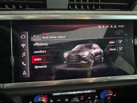 Audi RSQ3 Sportback 2.5 TFSI Pano|Sonos|Alcantara|Sfeer|Camera
