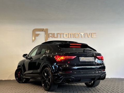 Audi RSQ3 Sportback 2.5 TFSI Pano|Sonos|Alcantara|Sfeer|Camera