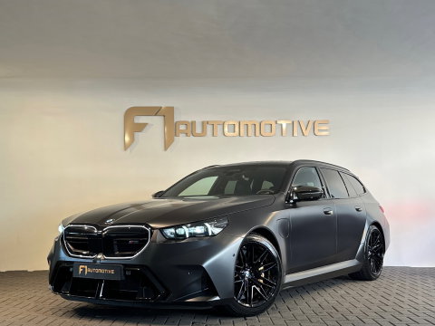 BMW 5 Serie Touring M5 Pano|Keramisch|B&W|HuD|Carbon|M Drivers
