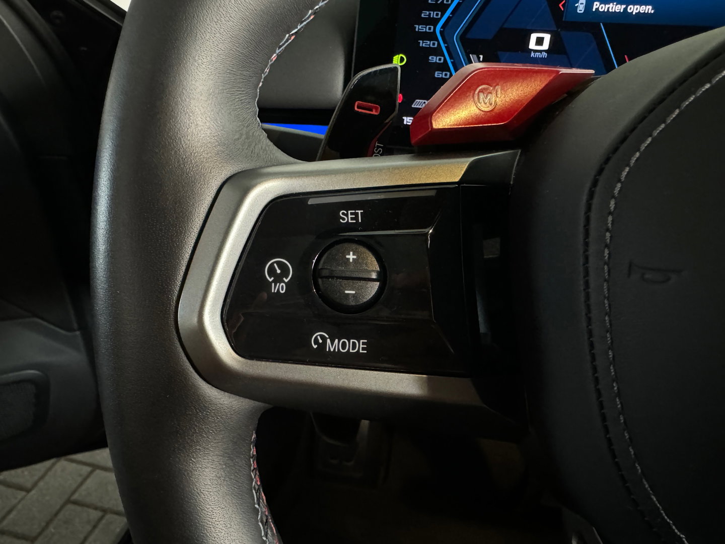 BMW 5 Serie Touring M5 Pano|Keramisch|B&W|HuD|Carbon|M Drivers