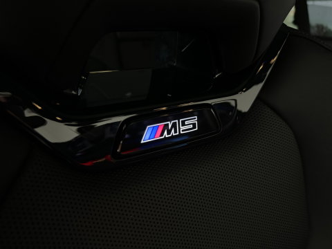 BMW 5 Serie Touring M5 Pano|Keramisch|B&W|HuD|Carbon|M Drivers