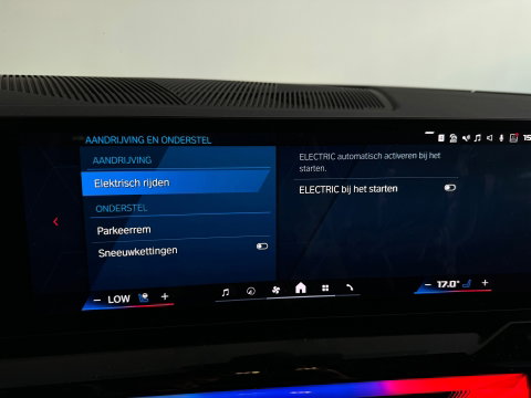 BMW 5 Serie Touring M5 Pano|Keramisch|B&W|HuD|Carbon|M Drivers