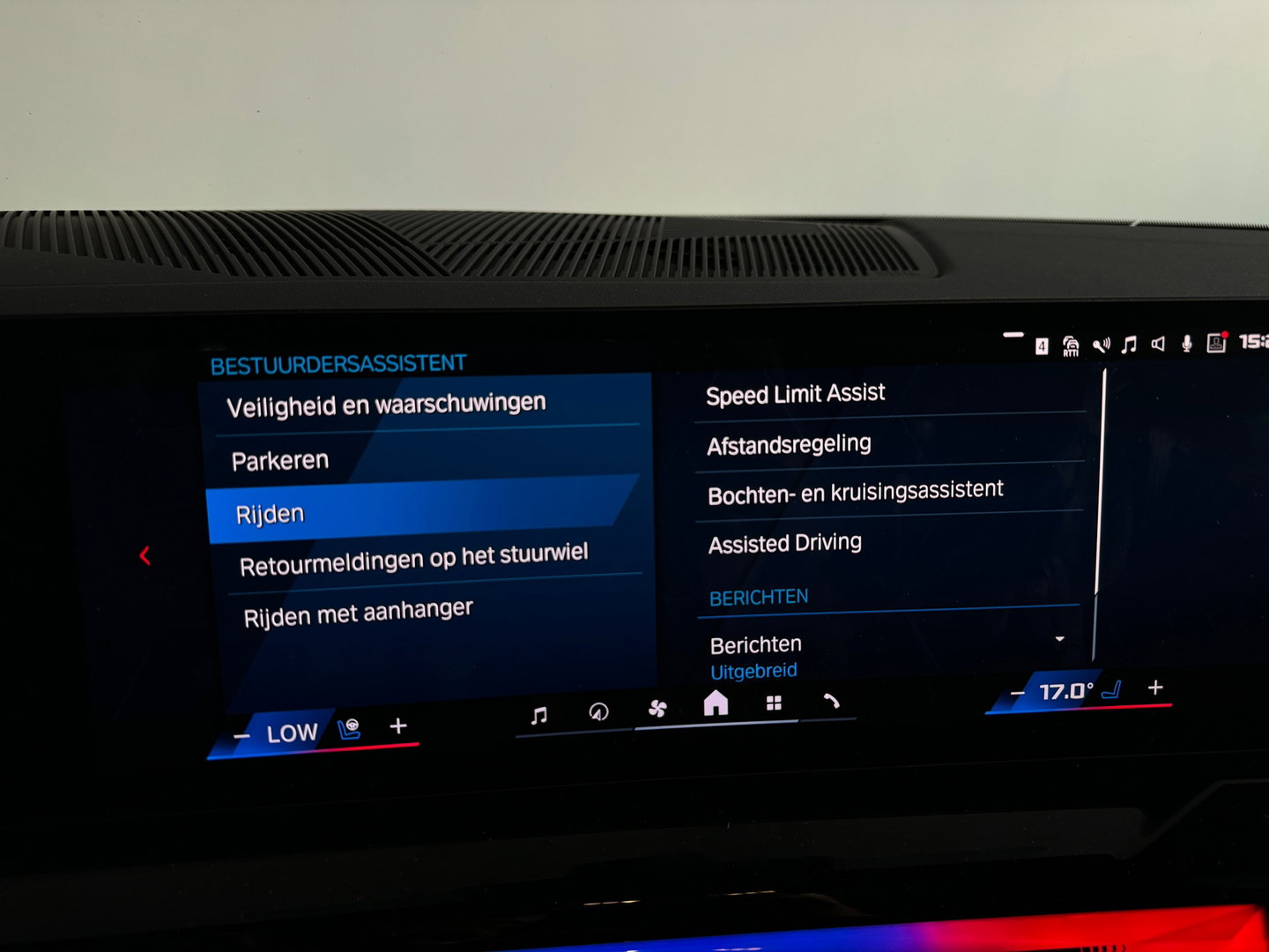 BMW 5 Serie Touring M5 Pano|Keramisch|B&W|HuD|Carbon|M Drivers
