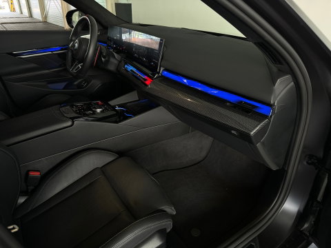 BMW 5 Serie Touring M5 Pano|Keramisch|B&W|HuD|Carbon|M Drivers
