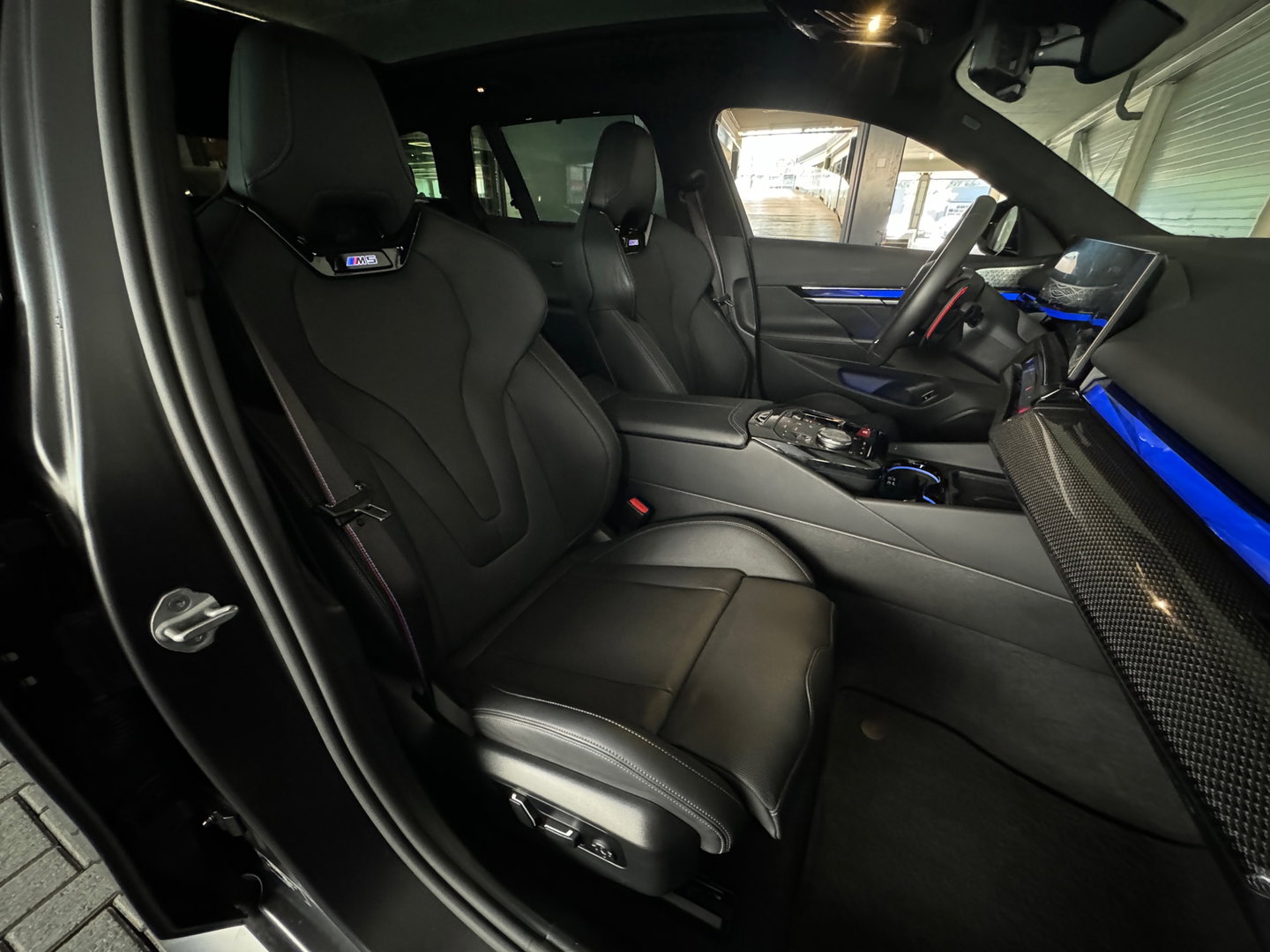 BMW 5 Serie Touring M5 Pano|Keramisch|B&W|HuD|Carbon|M Drivers