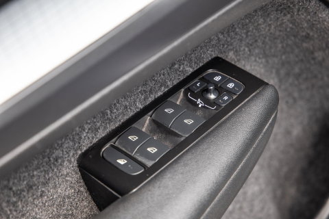 Volvo XC40 1.5 T4 Recharge Inscription AUTOMAAT / PLUG IN HYBRID / CARPLAY / CAMERA / STOELVERWARMING