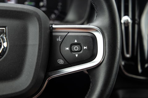 Volvo XC40 1.5 T4 Recharge Inscription AUTOMAAT / PLUG IN HYBRID / CARPLAY / CAMERA / STOELVERWARMING