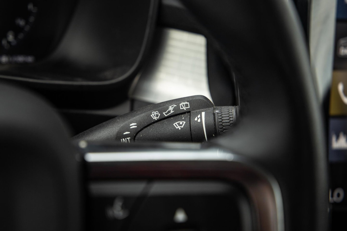 Volvo XC40 1.5 T4 Recharge Inscription AUTOMAAT / PLUG IN HYBRID / CARPLAY / CAMERA / STOELVERWARMING