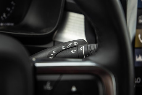 Volvo XC40 1.5 T4 Recharge Inscription AUTOMAAT / PLUG IN HYBRID / CARPLAY / CAMERA / STOELVERWARMING